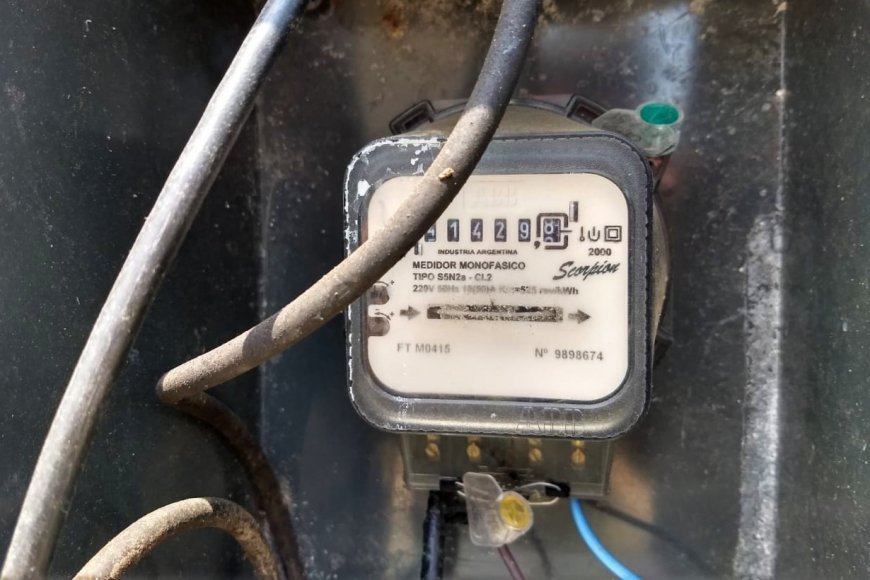 El Gobierno oficializ aumentos mayores al 150% en tarifas de gas y electricidad.