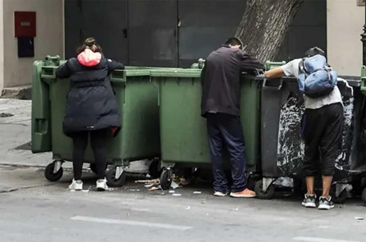 Concepcin del Uruguay: Familias enteras revuelven la basura, dijo una funcionaria.