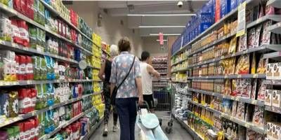 Lo dispuso el gobierno: dos salarios mnimos apenas cubren 8 das de gastos de una familia.