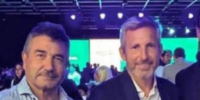Roncaglia orden conectar la luz en la sala de juegos a pesar de la deuda millonaria.