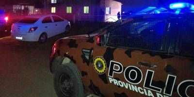 Tres  personas fueron detenidas por una pelea en la va publica.