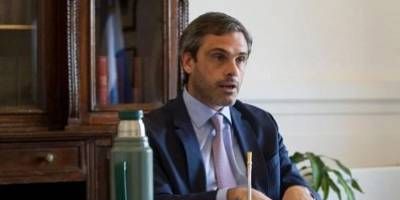Retenciones: Frigerio se pas la campaa defendiendo al campo, pero a la hora de los bifes le vota las leyes a Milei, apunt Michel