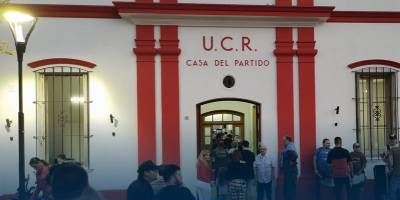 Los 28 nombres anotados para la interna radical.