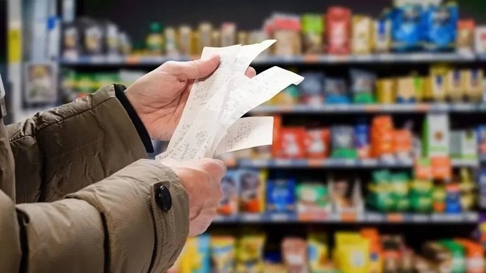 Sealan que las empresas alimenticias ya empezaron a remarcar precios por la suba del dlar