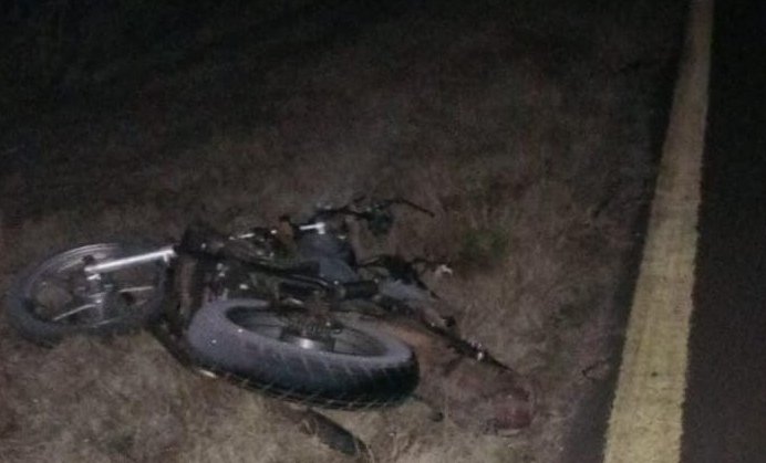 Un motociclista despisto en ruta 18.