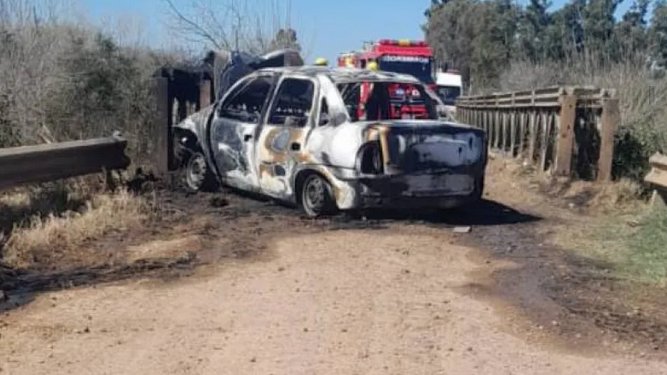 Un hombre muri calcinado tras chocar contra un puente