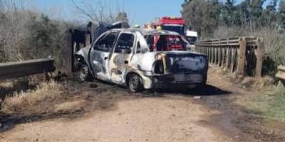 Un hombre muri calcinado tras chocar contra un puente