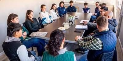 Reunin por el "Da del Estudiante". 