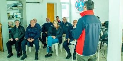 Reunin de autoridades con Defensa Civil 
