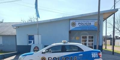 Estaba tomando alcohol en la plaza y fue detenido.