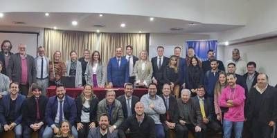 "No bajaremos los brazos a la hora de hacer sentir nuestra voz"