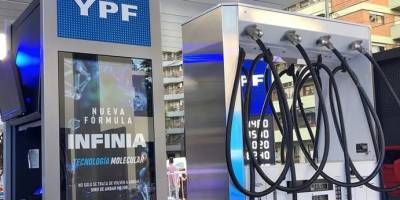 YPF inform� que bajar� un 2% promedio la nafta durante esta semana 