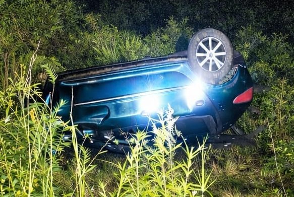 Volc� un autom�vil en ruta 18, sin lesionados