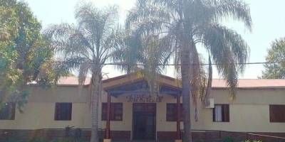 Un trabador cayó desde la escuela Nº 1y sufrio lesiones graves.