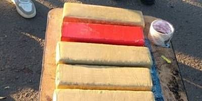 Secuestraron 8 kg de droga y dos personas quedaron aprehendidas.