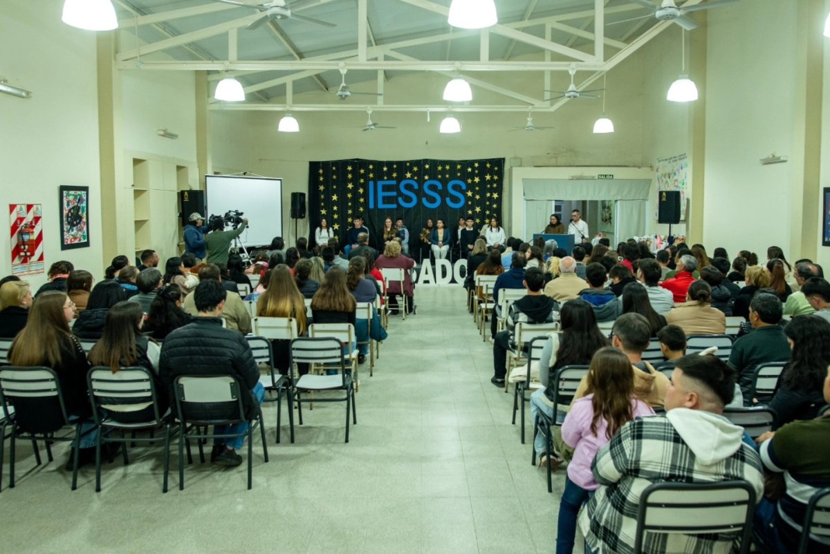 Este viernes se realizo la colación del Instituto Superior.