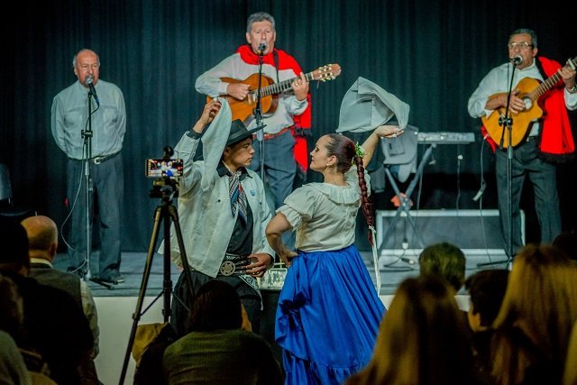 Homenaje al grupo Folklórico “Ñandubay”
