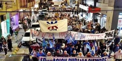 La Marcha Federal Universitaria tuvo movilizaciones en distintas ciudades de Entre Ríos.