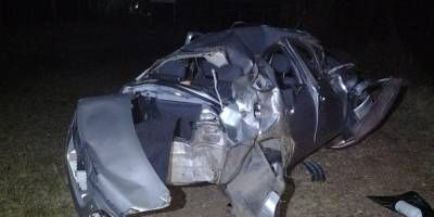 La Criolla: un auto despistó y su conductor terminó hospitalizado.