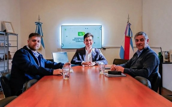 El intendente realizo gestiones en Paraná para seguir generando oportunidades para San Salvador