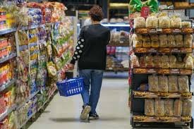 Una familia tipo necesitó en mayo $1.498.741 por mes para no ser pobre.