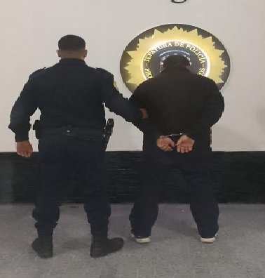 Villa Clara: una persona  fue detenida por agredir a personal policial.