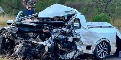 Dos muertos tras choque frontal de camionetas sobre Ruta 12, a la altura de La Paz.