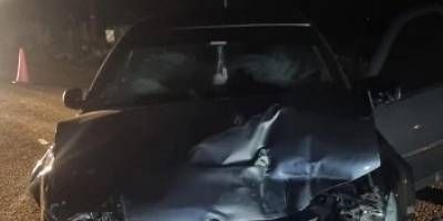 Dos automóviles chocaron en la ex ruta 18, conocida como 