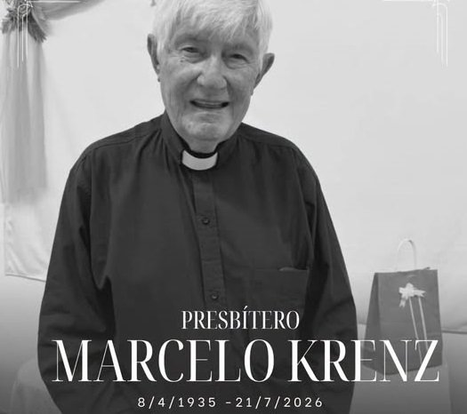 Se decreto 24 horas de duelo municipal por el fallecimiento del Párroco Marcelo Krenz. 