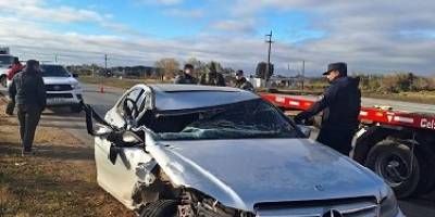 Un hombre fue hospitalizado luego de un triple choque.