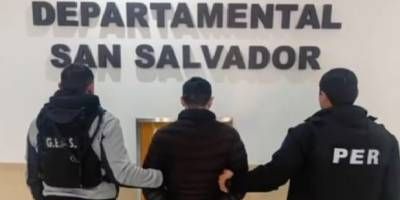 Detuvieron a un delincuente que estafó a una persona en el año 2003 en San Salvador.