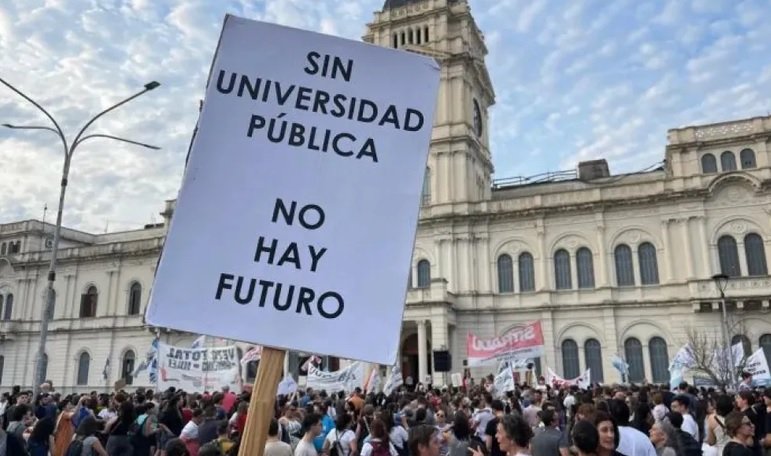 Docentes y no docentes universitarios paran este miércoles en Entre Ríos y todo el país