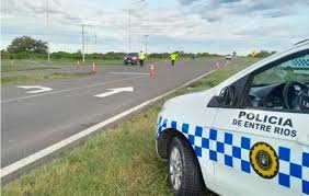 Violento asalto en una estancia: se llevaron dinero, armas y una camioneta que incendiaron