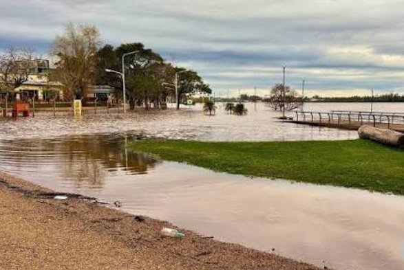 El Río Uruguay volverá a crecer el fin de semana, aunque no superaría los máximos de agosto