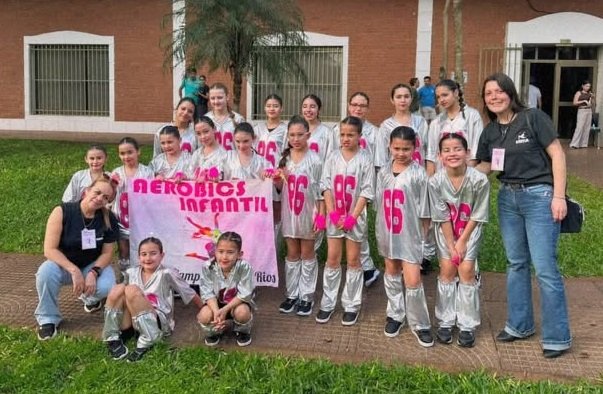 El gobierno municipal de Gral. Campos felicita a las representantes de esa localidad que viajaron a Misiones.