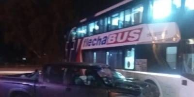 Chocaron una camioneta y un colectivo en Villaguay: dos personas fueron hospitalizadas con lesiones 