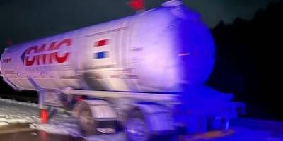 Un camión cisterna se incendio y obligo a corta la autovía 14 varias horas.