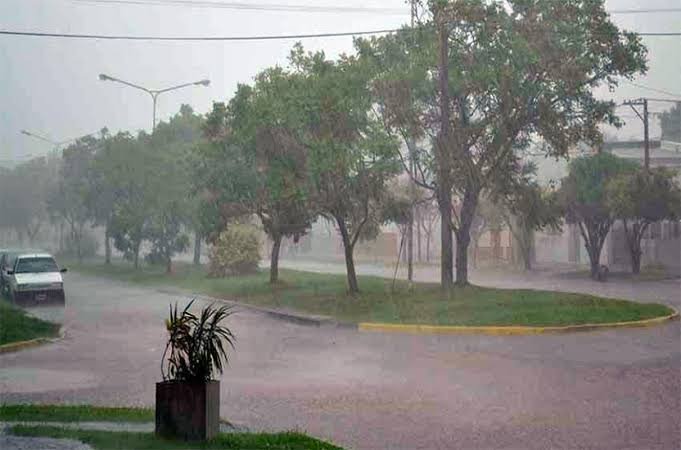 Rige un alerta por tormentas fuertes para la noche de este domingo.