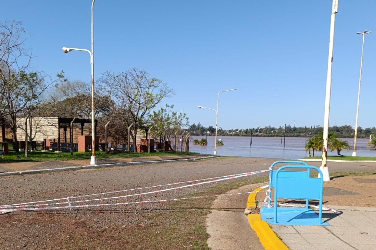 El río Uruguay seguirá creciendo: Salto Grande elevó la altura prevista para Concordia