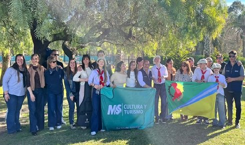 Alumnos del Colegio "El Redentor" obtuvieron el 1er puesto en los Juegos Culturales Entrerrianos.