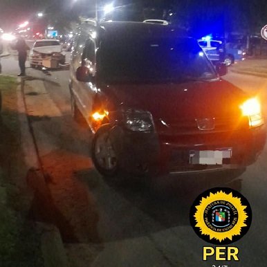 Accidente sin consecuencias graves, solo daños materiales.