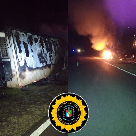 Perdida total al incendiarse un semirremolque.