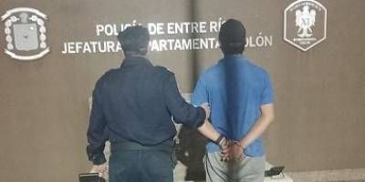 Un hombre de 32 años fue detenido robando en Arroyo Barú.