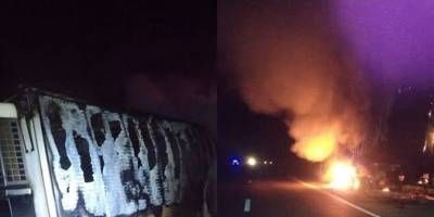 Perdida total al incendiarse un semirremolque.